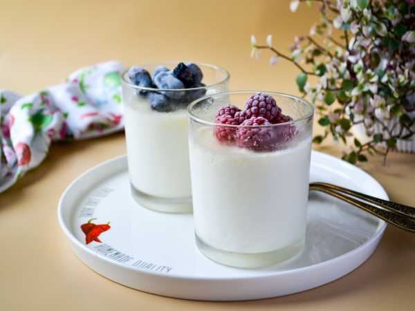 Йогурт без закваски в йогуртнице