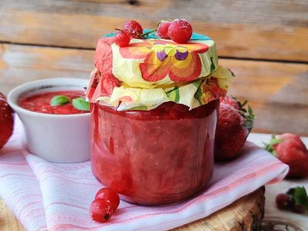 Джем из клубники и красной смородины